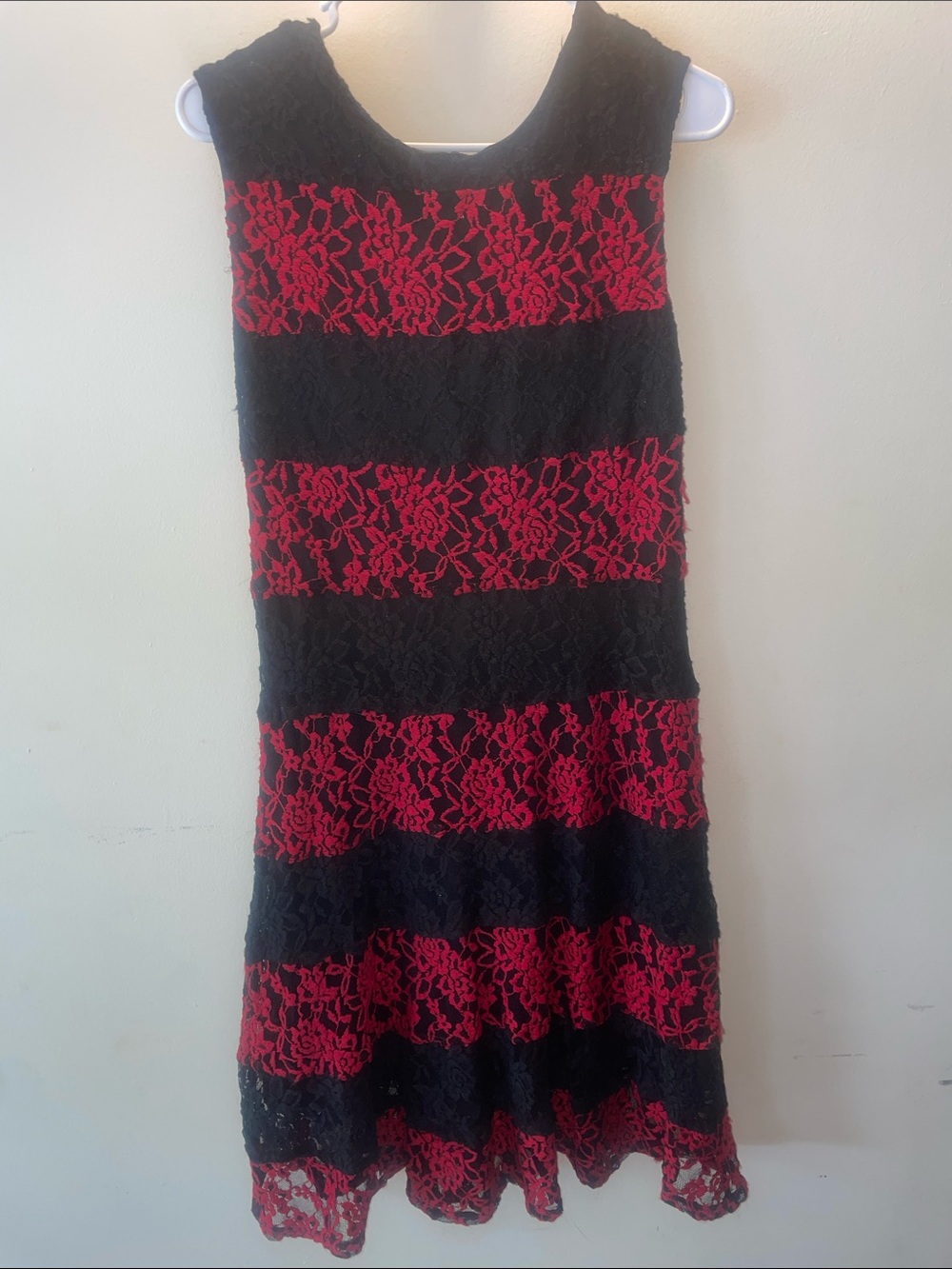 New York & Company Black and Red Lace Striped Wedding Dress